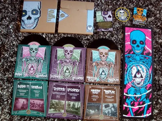 3x 7" Split Box Set