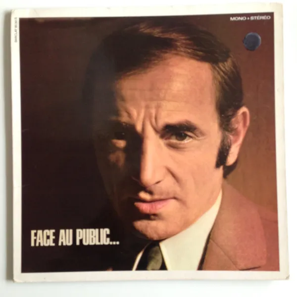 Face Au Public...