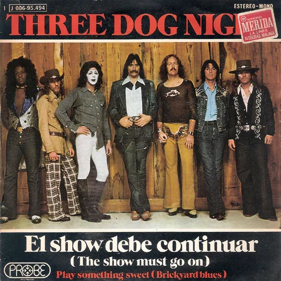 El Show Debe Continuar = The Show Must Go On