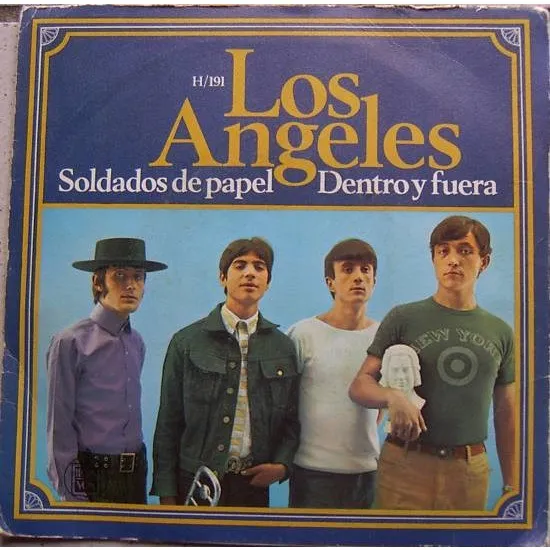 Soldados De Papel/Dentro Y Fuera