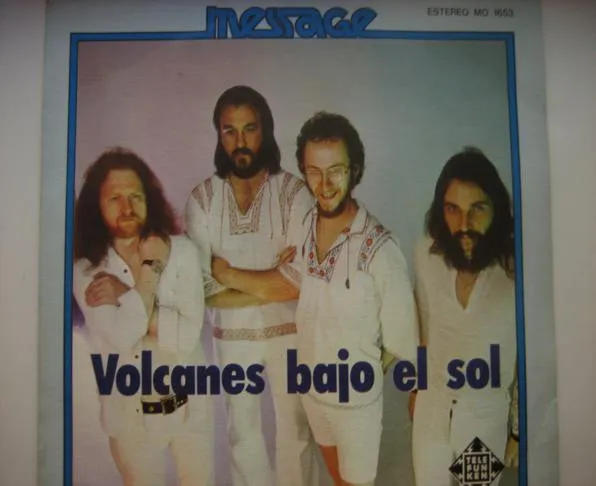 Volcanes Bajo El Sol