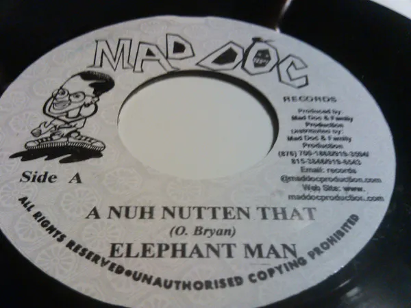 A Nuh Nutten That / Untitled