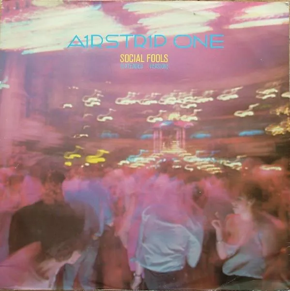 Social Fools (Extended Version)