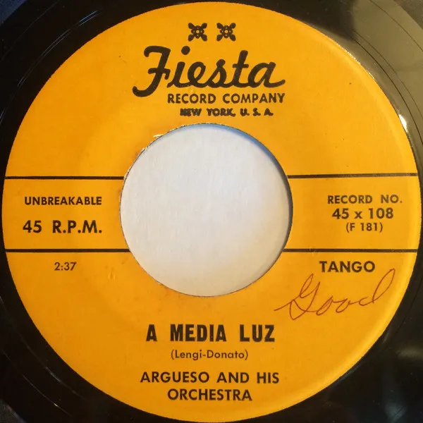 A Media Luz / Tango De La Rosa