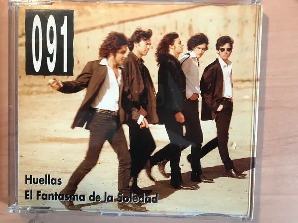 Huellas / El Fantasma De La Soledad