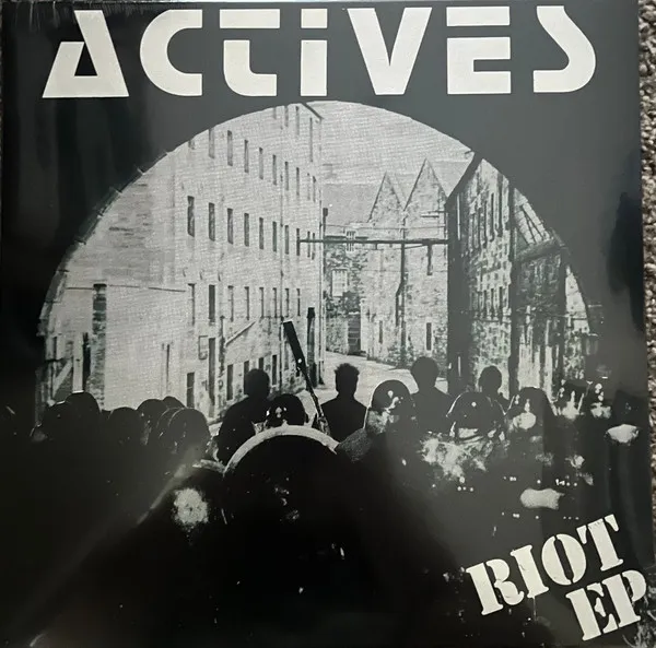 Riot E.P. / Wait & See E.P.
