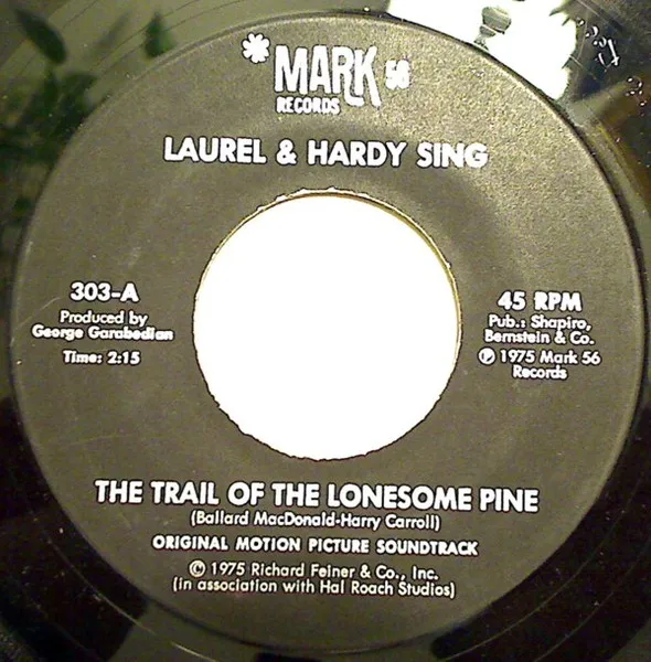 Laurel & Hardy Sing