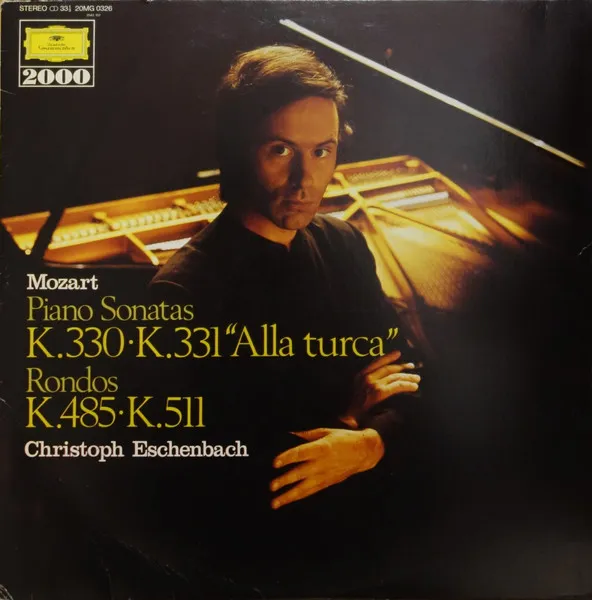 Sonatas K. 331, K. 330 / Rondos K. 485, K. 511