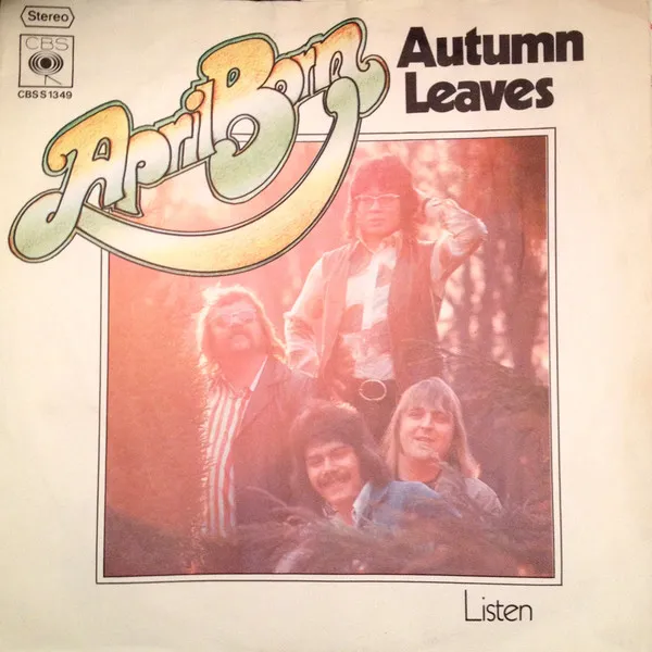 Autumn Leaves / Listen