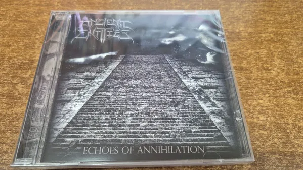 Echoes of Annihilation