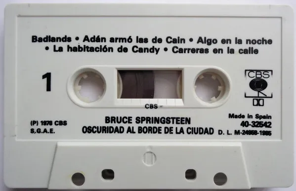 Oscuridad Al Borde De La Ciudad