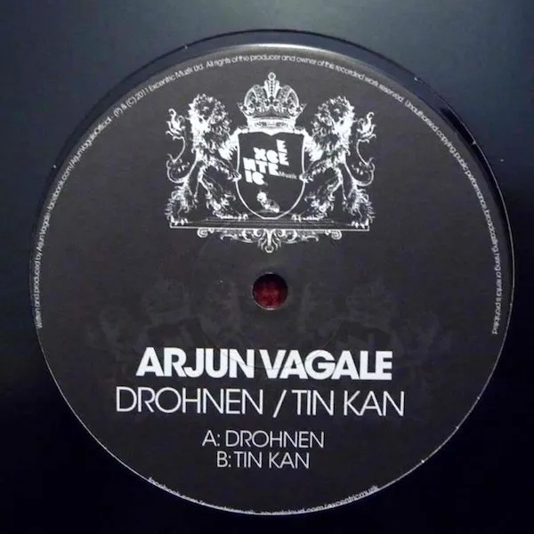 Drohnen / Tin Kan