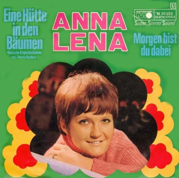 Eine Hütte In Den Bäumen
