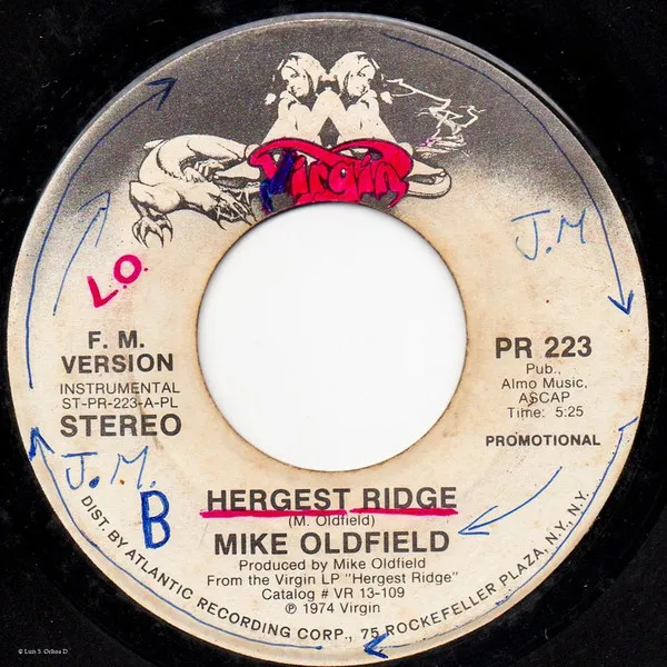 Hergest Ridge (F.M. Version) / Hergest Ridge (A.M. Version)