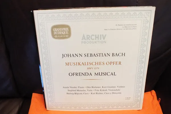 Musikalisches Opfer BWV 1079 = Ofrenda Musical