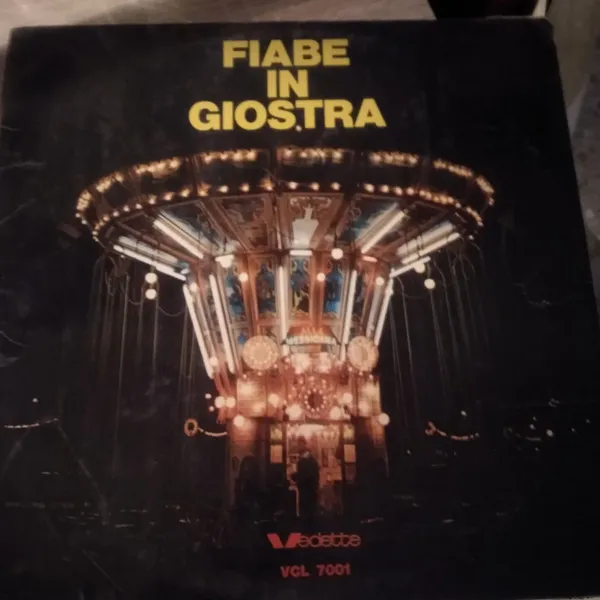 Fiabe In Giostra