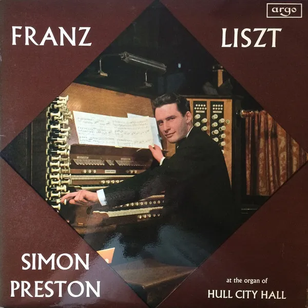 At The Organ Of Hull City Hall