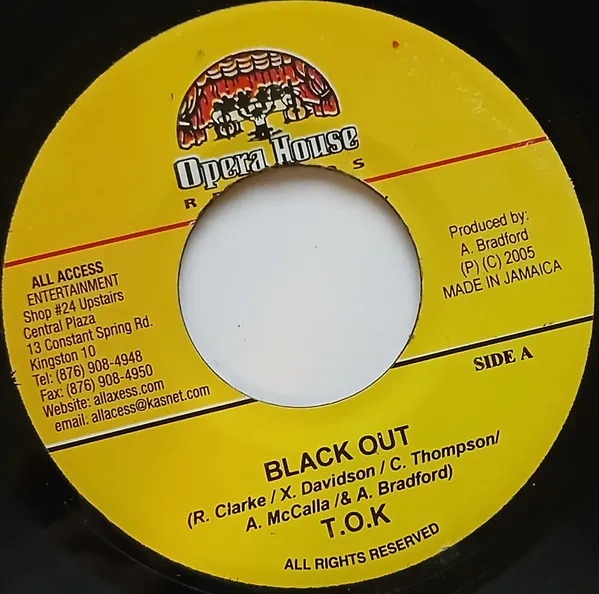Black Out / Gi Mi Di Wine
