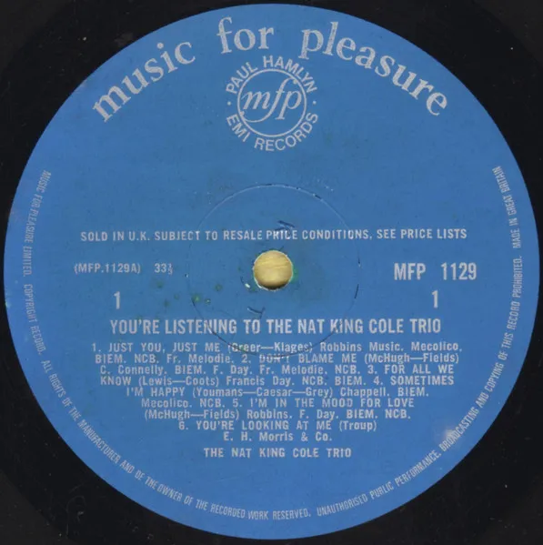 Nat King Cole Sings With The Nat King Cole Trio