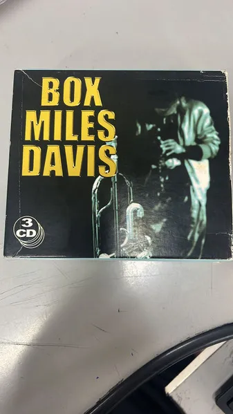 Box Miles Davis
