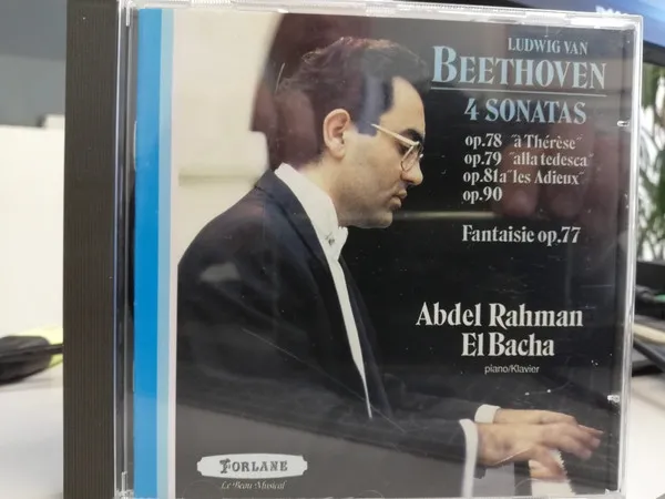 4 Sonatas