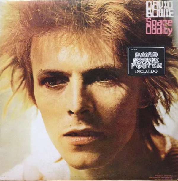 Space Oddity = Odisea Espacial
