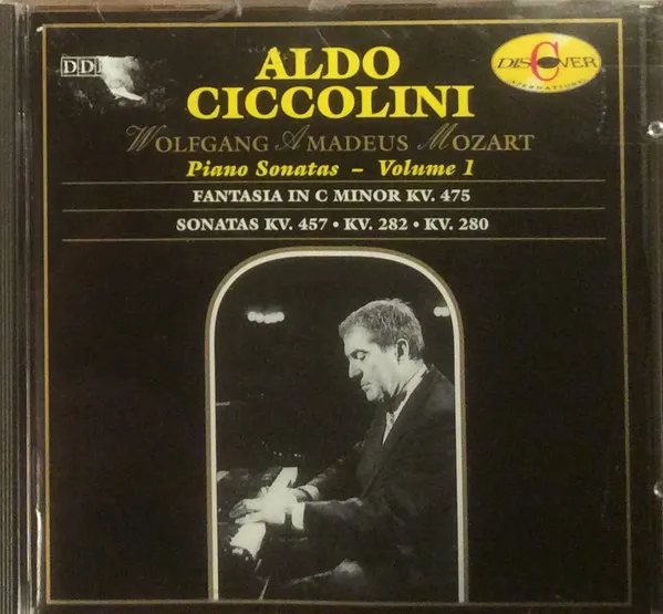 Piano Sonatas - Volume 1