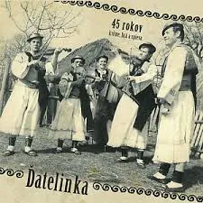 Ďatelinka:  45 rokov, kvitne, hrá a spieva
