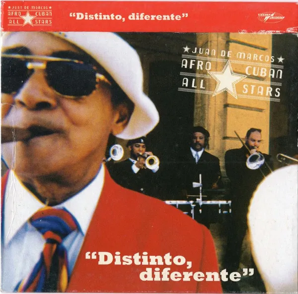 Distinto, Diferente