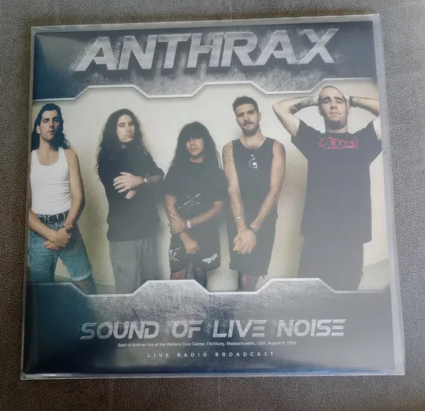 Sound Of Live Noise