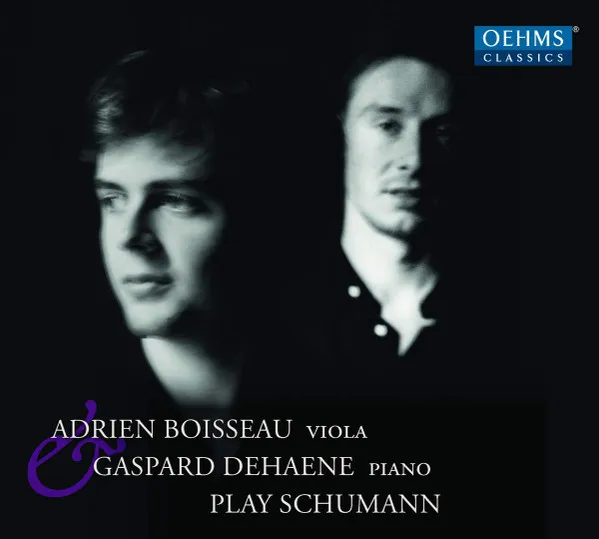 Plays Schumann