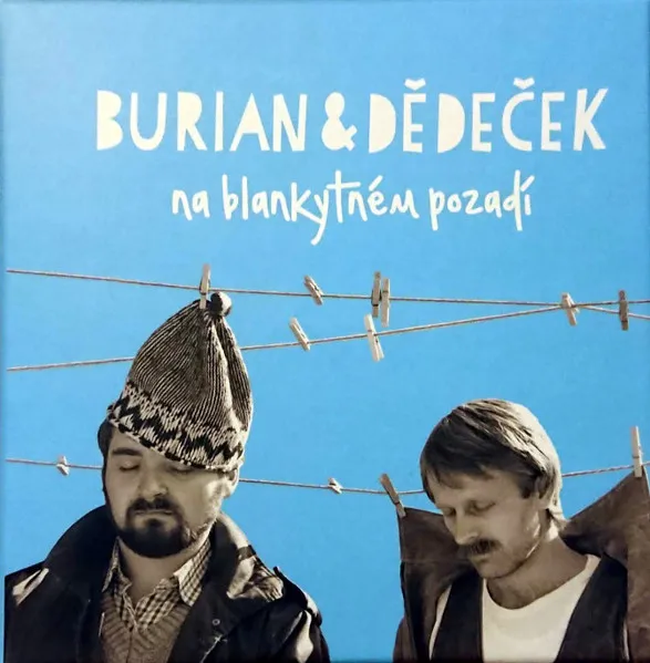 Na blankytném pozadí