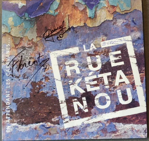 En Attendant Les Caravanes