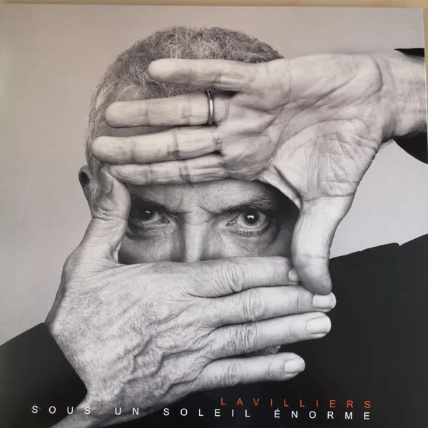 Sous Un Soleil Enorme