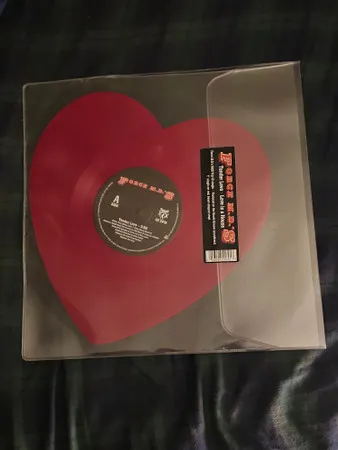 7-Tender Love / Love is a House