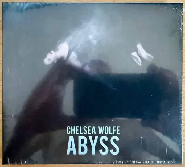 Wolfe, Chelsea