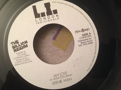 Jah Love / Living In Love