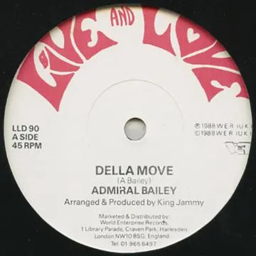 Della Move