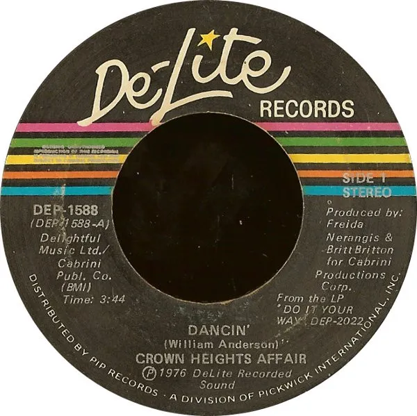 Dancin' / Love Me