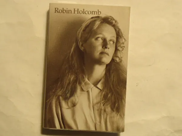 Robin Holcomb