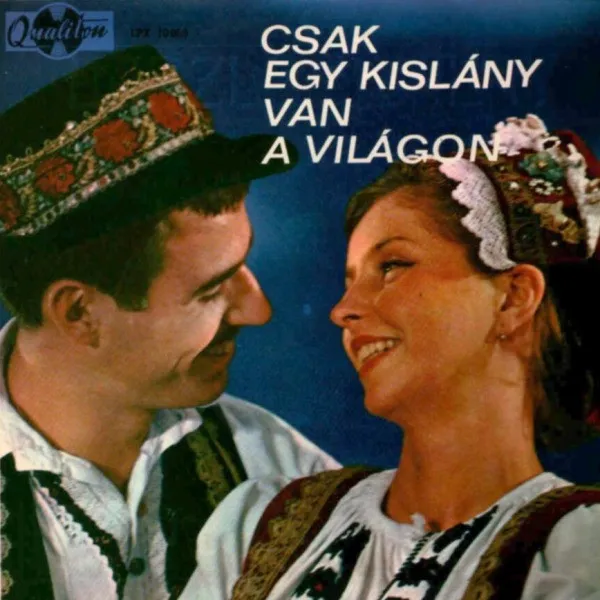 Csak Egy Kislány Van A Világon