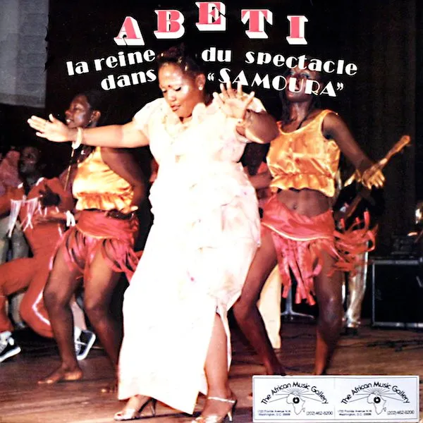 La Reine Du Spectacle Dans "Samoura"